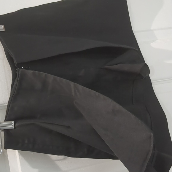 Marciano black miniskirt - Picture 2 of 4